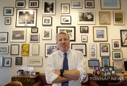 케네디 전 미국 대통령의 조카 크리스 케네디