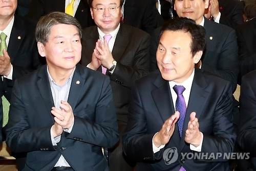 野주자들 촛불시위로 '탄핵 힘실기'…안철수 "헌재 압박 안돼" - 2