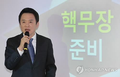 남경필 "핵무장 준비하고 2023년부터 모병제"…안보공약 발표(종합) - 1