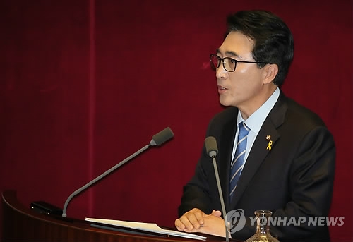 안희정측 "황교안 특검연장 거부 양심있다면 내릴수 없는 결정" - 1