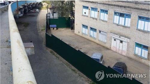 현직 北군인 추정 노동자들 러시아 집단 거주지