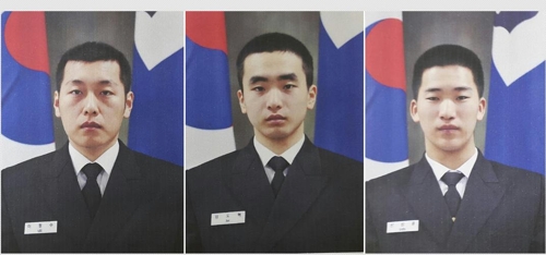 왼쪽부터 이정수·임도혁·신상룡 하사