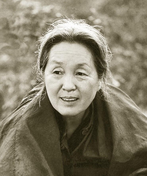 대하소설 '토지' 지은 박경리 선생