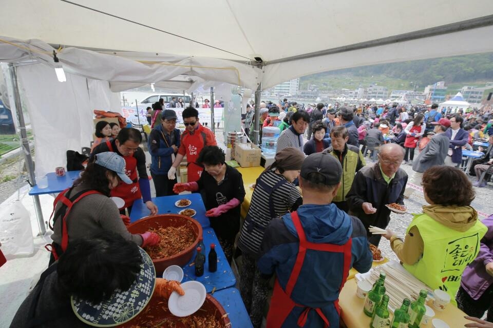 기장멸치 무료 시식행사 자료사진