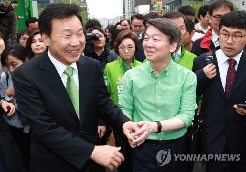 安, '국민' 외치며 광화문서 본선 출정…호남→충청→TK 강행군 - 2