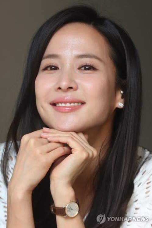 조여정 "노출 이미지 부담없어…다시 태어나도 연기하고 싶죠" - 1