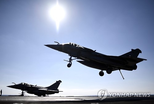 국제동맹군 전투기