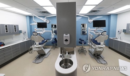 미 제65의무여단 캠프 험프리스에 치과병원 개원