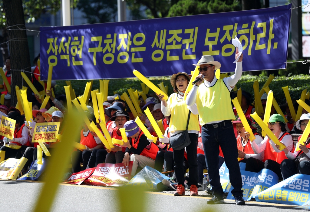 '소래포구 상인 뿔났다'…어시장 대형천막 허용 촉구