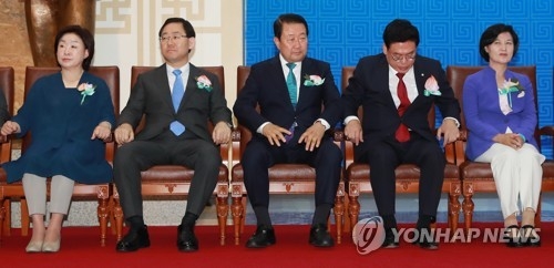 '강경화 암초'에 협치 균열…청문정국서 복잡해진 여야 전선 - 1