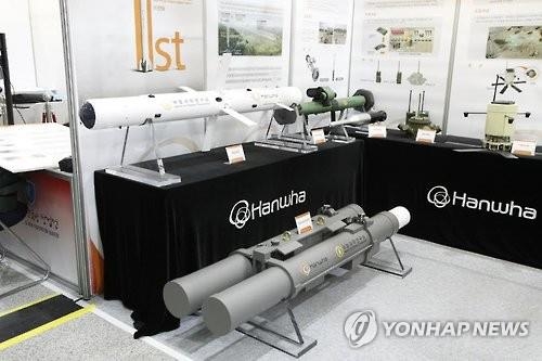 지난해 첨단국방산업전 전시물