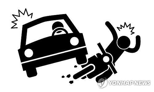친구가 몰던 오토바이 뒤따르다 '쾅'…2차 사고로 대학생 숨져 - 1