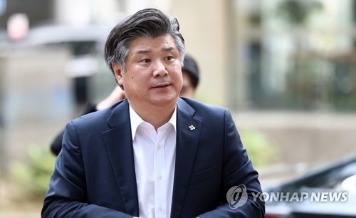 이상돈 "조대엽, 사외이사 겸직하며 영리활동 의혹" - 1
