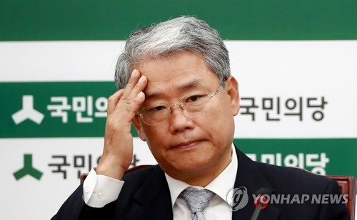 김동철 "특검 통해 특혜채용·제보조작 의혹 동시에 해결하자" - 1