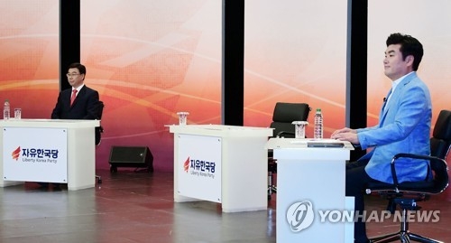 한국당 마지막 TV토론회…洪 빠지며 맥빠진 피날레 - 1