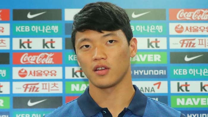 축구대표팀 합류 황희찬…부상에도 뛰고 싶다 - 1