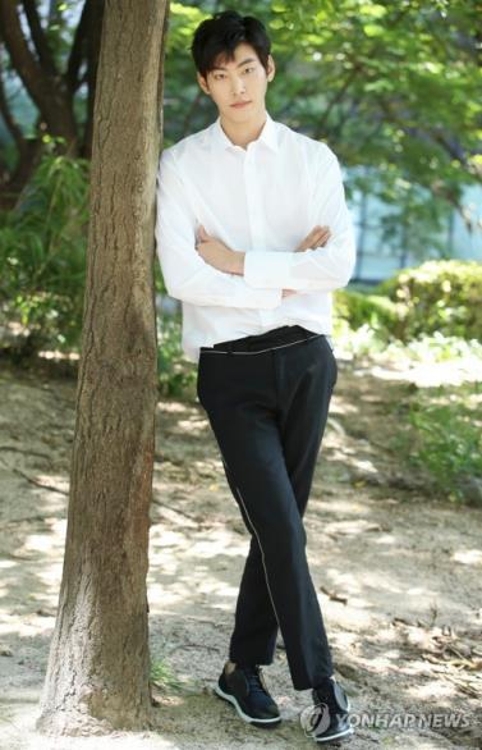 '왕사' 신인 박영운 "눈빛 좋다는 칭찬에 콤플렉스 극복" - 3
