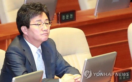 野 "文정부 안보포기"…'전술핵 반대·대북지원' 맹공(종합) - 2
