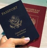 미국과 러시아 여권 [더타임스 캡처]