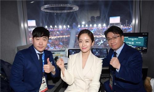 (왼쪽부터) 배성재·박선영 아나운서와 주영민 기자