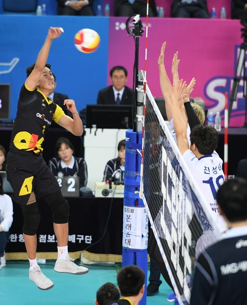 송명근의 오픈 공격