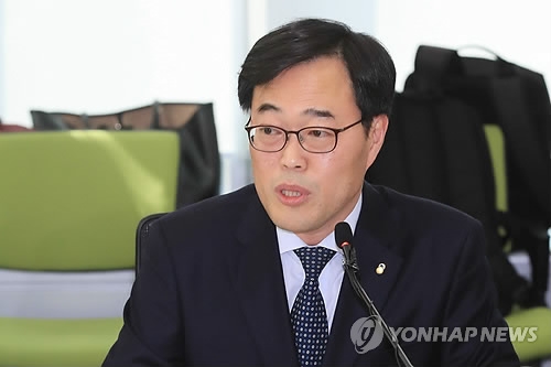 선관위, '김기식 셀프후원 의혹'에 "위법"…金 금감원장 사의(종합2보) - 1