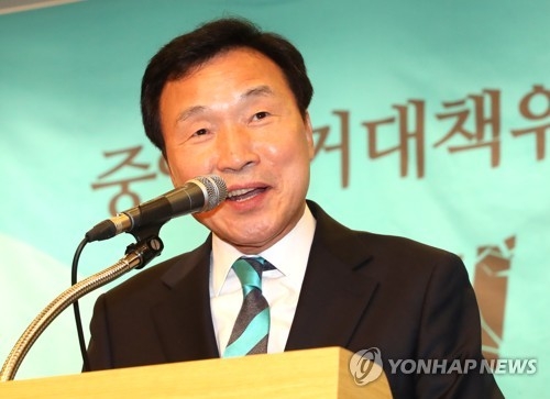 인사말하는 손학규 선대위원장