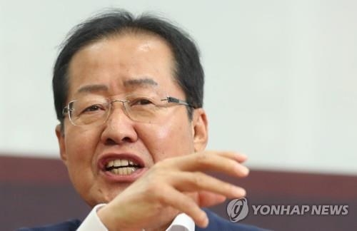 홍준표 창원 깜짝 방문
