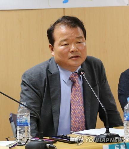 신한용 개성공단기업협회장 "예외조치로 개성공단 재가동 기대" - 1