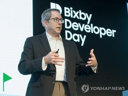 래리 헥 전무