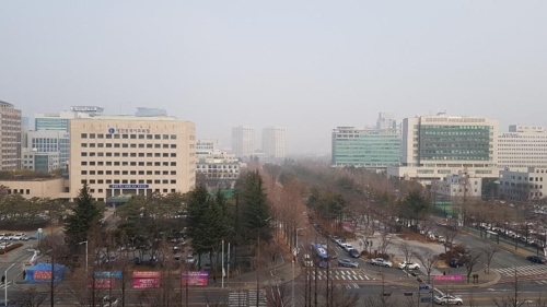 미세먼지에 갇힌 대전 도심
