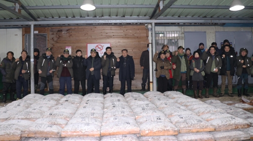 군산 해망동 위판장서 초매식