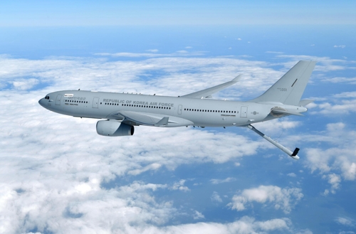 공중급유기 'KC-330'