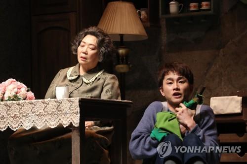 로자와 모모