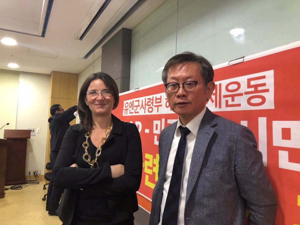 국제법률가단체, 북한식당 종업원 '기획탈북' 의혹 조사