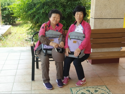초등학생 된 70대 할머니들