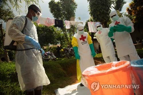 민주콩고에서 활동 중인 국제적십자 의료진