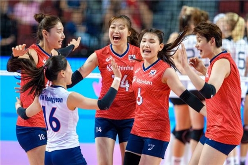 VNL에 참가 중인 한국 여자배구 대표팀 선수들