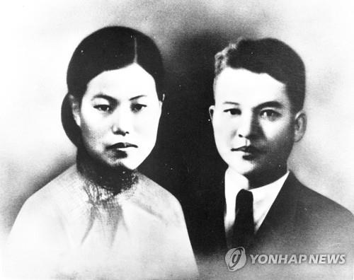 1931년 약산 김원봉(오른쪽)과 결혼한 박차정