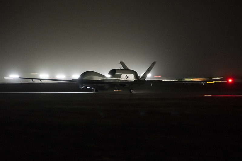 괌에 배치된 미 해군 MQ-4C 무인정찰기