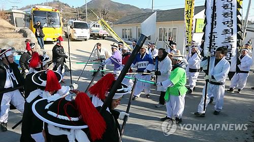 '동학농민혁명' 고부봉기 관아 입성 재연