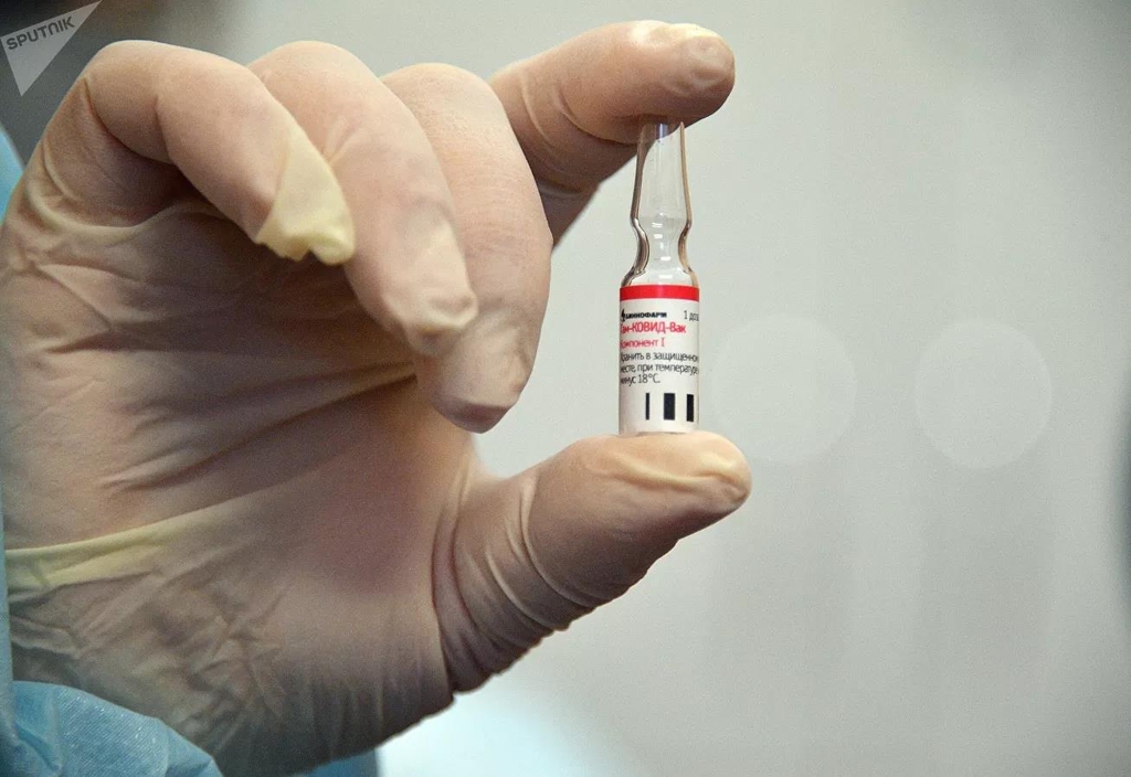러시아가 자체 개발해 세계 최초로 공식 승인한 '스푸트니크 V' 코로나19 백신 [리아노보스티=연합뉴스 자료사진]