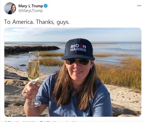 메리 트럼프가 조 바이든 민주당 대선 후보의 당선을 축하하며 올린 트윗