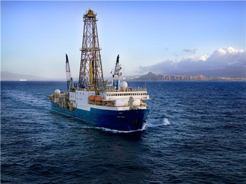 IODP 과학시추선 '미국 조이데스 레졸루션'