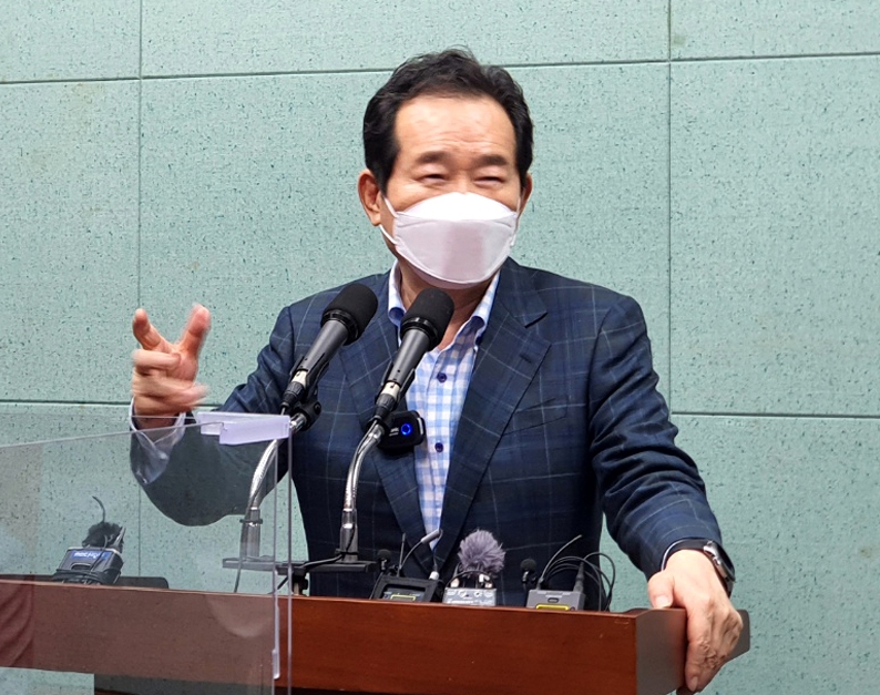 정세균 전 총리 전북도의회서 간담회