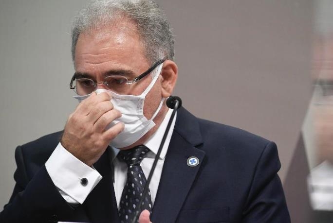 브라질 보건장관 "마스크 사용 의무화에 전적으로 반대"