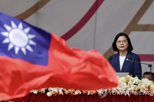 '주권 확보·국토 수호' 강조하는 차이잉원 대만 총통