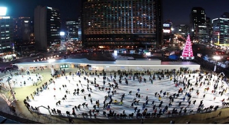 서울광장 스케이트장, 22일부터 평창올림픽 폐막일까지 운영 - 1
