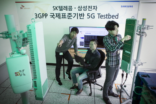 SK텔레콤, 삼성전자 5G 상용 장비로 '5G 퍼스트콜' 성공 - 1