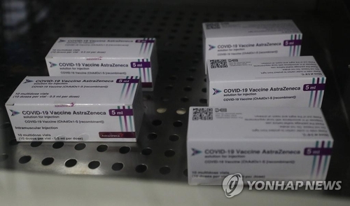 (4ª AMPLIACIÓN) Los casos nuevos de coronavirus siguen aumentando un día antes del comienzo del programa de vacunación a nivel nacional
